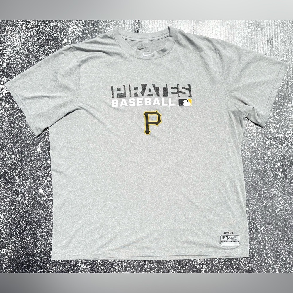 Pittsburgh Pirates NIKE MLB Dri-Fit T-Shirt Size XL EUC Center Swoosh